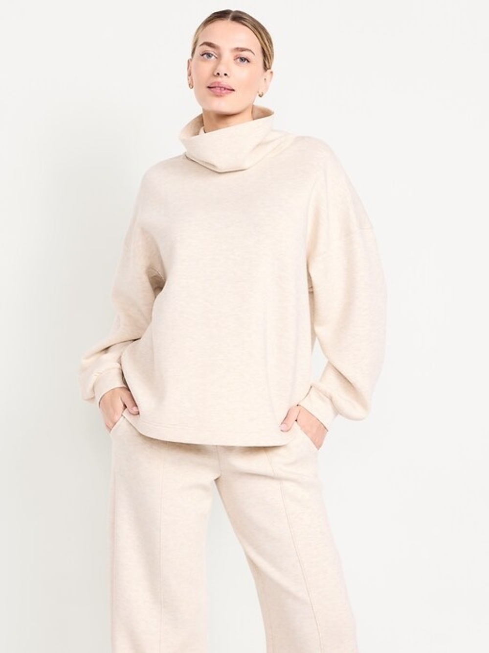 Old Navy Bounce Fleece Funnel Neck Tunic in oatmeal heather